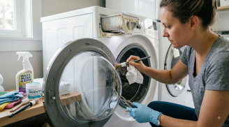 Máy giặt tưởng sạch nhưng lại đầy cặn bẩn: Bao lâu nên vệ sinh một lần?