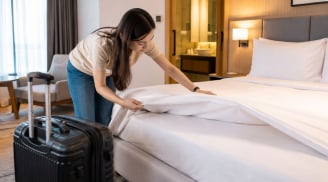 Đừng vội nằm ngay lên giường khi vừa nhận phòng khách sạn, vì sao?