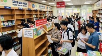 Vì sao sách giáo khoa khan hiếm trước thềm năm học mới?