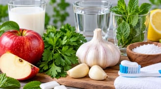 Mẹo khử mùi tỏi trong miệng thật nhanh: 7 cách đơn giản