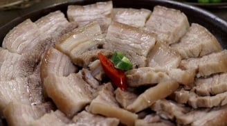 Cách luộc thịt lợn mềm mọng, không hôi