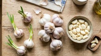 Mẹo bảo quản tỏi cả năm không mọc mầm, thơm ngon như mới mua