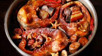 Mẹo kho cá nhanh nhừ xương, thịt vẫn chắc thơm và đậm vị