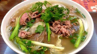Thả thứ này vào nấu phở bò: Món ăn chuẩn vị, ăn rồi nhớ mãi