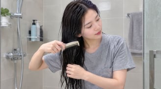 Có nên chải tóc khi đang gội đầu?