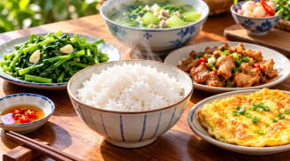 Ăn sáng bằng cơm trắng có tốt không? Điều nhiều người đang hiểu chưa đúng