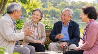 Khi về hưu, dù giàu hay nghèo cũng nên tránh qua lại với những người này