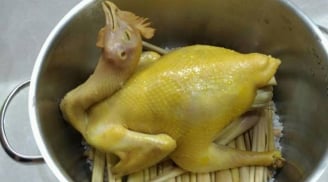 Cách luộc gà không cần dùng nước