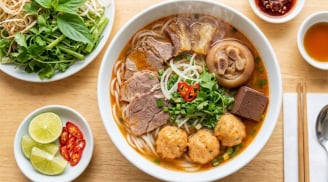 Cách nấu bún bò Huế chuẩn vị, nguyên liệu đơn giản
