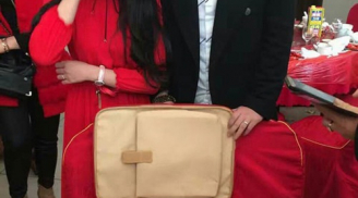 'Cô dâu 18 tuổi' SỐC khi nhận được đồ sính lễ là chiếc vali đựng 11 tỷ đồng
