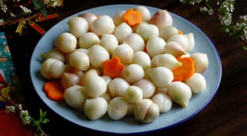 Cách muối dưa hành giòn ngon, không hăng, không nổi váng