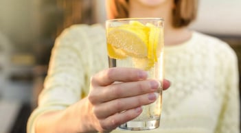 Uống 1 cốc nước này buổi sáng tiêu mỡ, giảm cân nhanh chóng