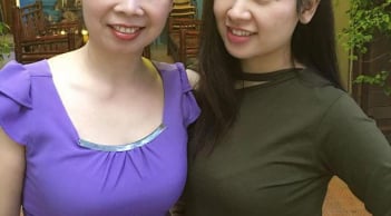 Mẹ đơn thân hy sinh 14 năm nuôi con ròng rã nhận được báo đáp bất ngờ từ cô con gái