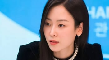 Seo Hyun Jin giữ da không nếp nhăn ở tuổi 39 nhờ những thói quen cơ bản này