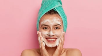 Cẩm nang chọn sữa rửa mặt phù hợp với làn da giúp bạn tiết kiệm chi phí