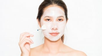 Mẹo dùng baking soda đánh bay các loại mụn khó nhằn trả lại làn da sáng mịn