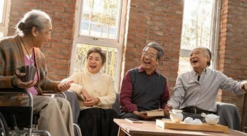 Trưởng thành rồi, ai cũng nhận ra: Anh em ruột không còn là người một nhà nữa – Vì sao?