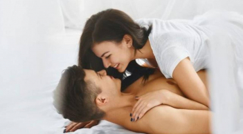 Phụ nữ có nhu cầu sinh lý cao nhất vào lúc nào trong ngày? Câu trả lời khiến nhiều người bất ngờ