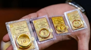 Vàng có thể đã bước vào thời kì bong bóng: Người dân có nên tiếp tục mua vàng?