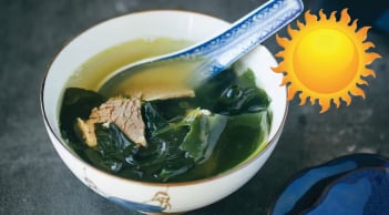 9 loại rau củ quả bổ dưỡng nhưng ăn sai cách khiến da dễ bắt nắng, càng ăn càng sạm đen