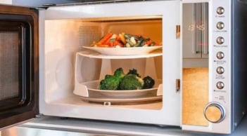 9 thiết bị gây tốn điện hơn điều hòa, nhiều nhà dùng hàng ngày mà không biết