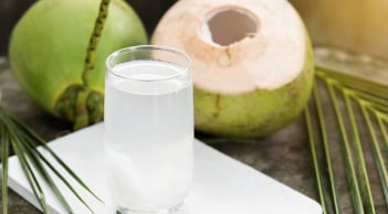 Uống nước dừa mỗi ngày có tốt không? 9 lợi ích vàng cho sức khỏe