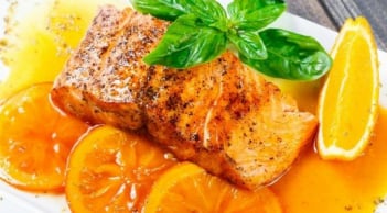 Cách làm cá hồi sốt cam