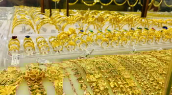 Giá vàng nhẫn đồng loạt giảm, chênh lệch với vàng thế giới lên đến 15 triệu đồng: Nên mua hay chờ?