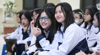 5 ngành học khối C rất dễ xin việc, mới ra trường lương đã cao