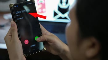 Nhận được cuộc gọi này, tuyệt đối không tiết lộ thông tin, hãy gọi ngay cho Công an