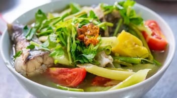 Nấu canh cá nước sôi hay nước lạnh? Tưởng đơn giản nhưng 10 nhà 9 nhà làm sai mất hết dinh dưỡng