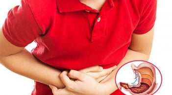 7 dấu hiệu cảnh báo bệnh dạ dày đã đi vào giai đoạn nặng: Có 1 cũng nên đi khám sớm