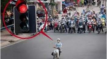 Từ năm 2025: Những trường hợp này vượt đèn đỏ không bị CSGT xử phạt: Đó là trường hợp nào?