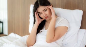 Buổi sáng thức dậy với 5 triệu chứng này: Đừng chủ quan, có thể bạn đang mắc bệnh nghiêm trọng