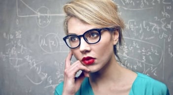 Người khôn ngoan có 3 chuyện luôn dửng dưng, im lặng: Phúc lộc tự khắc tìm đến
