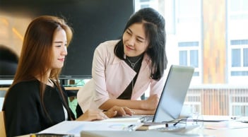 6 cách để bạn luôn được lòng đồng nghiệp nơi công sở