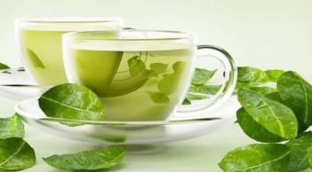 Đừng tưởng trà xanh và nghệ tốt cho sức khỏe: Dùng sai cách dễ hỏng gan, rước họa vào thân!