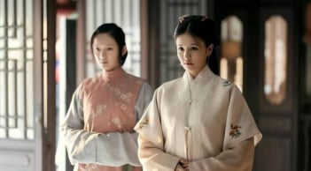 Người xưa dạy: Có 3 loại tiền không nên cho vay, 3 loại lễ không nên theo và 3 con đường không nên đi