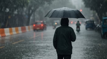 Miền Bắc sắp mưa lớn kéo dài: Cẩn trọng với ngập úng, dông lốc và sạt lở đất