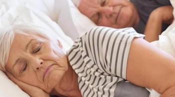 Ngủ trưa sai cách: thói quen tưởng vô hại nhưng đang âm thầm rước bệnh, 90% người Việt mắc phải!