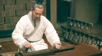 Tổ tiên dạy: 4 thứ tuyệt đối không nên tích trữ trong nhà, càng giữ càng nghèo