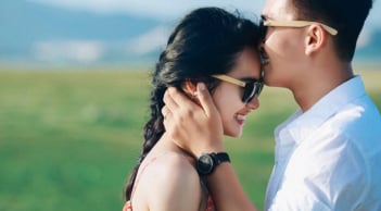 Phụ nữ trung niên thường say mê 3 kiểu đàn ông này – bạn có thuộc tuýp khiến họ rung động?