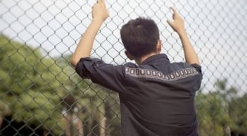Tổ tiên nhắc nhở: 'Người mở miệng là nói câu này, suốt đời nghèo hèn, khó ngóc đầu lên'