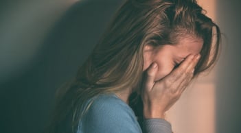 Đau đớn vì thất vọng, vỡ mộng... hãy làm ngay 5 cách này nó sẽ qua nhanh