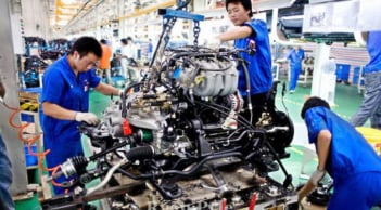 4 ngành học hái ra tiền trong 5 năm tới: Việc làm sẵn chờ, lương cao đủ mua nhà, tậu xe