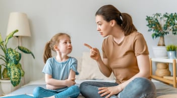 6 câu nói 'độc hại' của cha mẹ rất độc hại khiến trẻ nghĩ chúng là gánh nặng, kìm hãm sự tự tin