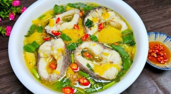 Nấu canh cá chỉ bỏ nước thôi là dại: Thả thêm gia vị này vào cá hết tanh, thơm ngon cực phẩm