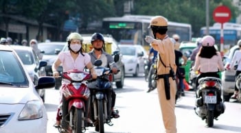 Từ nay lái xe tham gia giao thông chỉ cần mang theo Căn cước/Căn cước công dân, có đúng không?