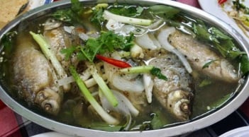 6 thực phẩm đại kỵ không nấu chung với tỏi: Bà nội trợ cần biết kẻo hại cả nhà