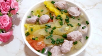 Cách nấu canh chua mọc dọc mùng thanh mát, giải nhiệt, ngon tuyệt